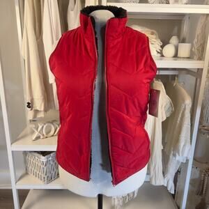 Kerenhart Women's Size Sherpa Lined Red Quilted Zip Up Vest w side pockets #3081